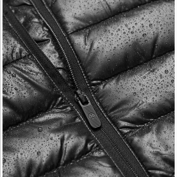 ⭐️HOST PICK⭐️ Lululemon Pack It Down Jacket - black - Picture 7 of 8